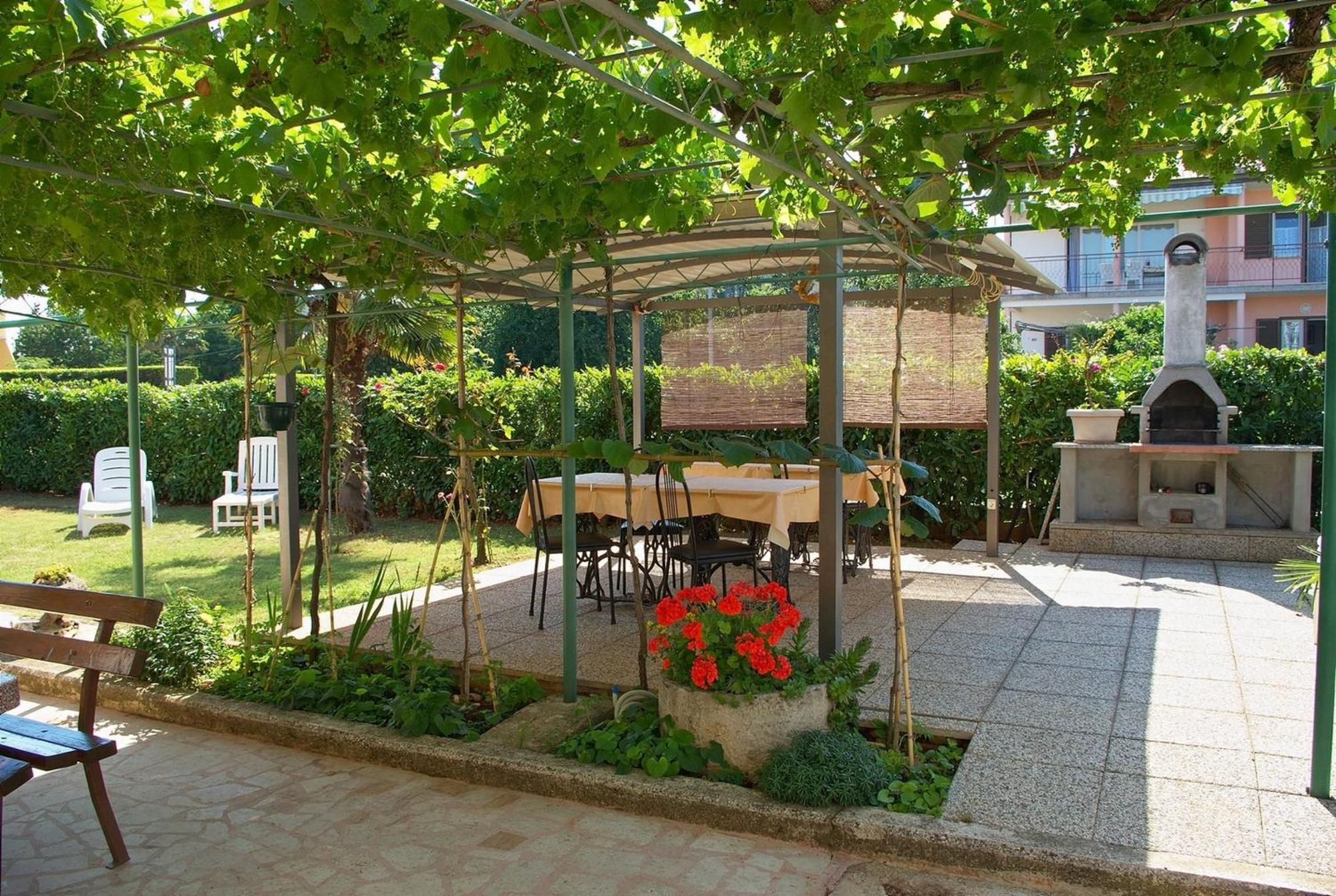 Apartments & Rooms Barbara Umago Exterior foto